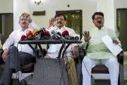 Political Turmoil in Marathwada as Three Shiv Sena (UBT) MPs Remain Unreachable, Raising Split Fears