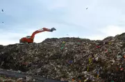 Pune residents demand halt to open dumping, scientific bio-mining