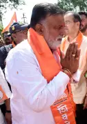 Shiv Sena UBT MP Rajabhau Waje Rules Out Joining Shinde Faction, Reaffirms Loyalty to Uddhav