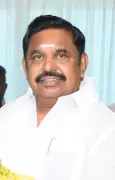 Tension in Pudukkottai as EPS supporters demand AIADMK office keys