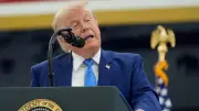 Trump Threatens Tolls on Hormuz Strait if Iran Deal Fails