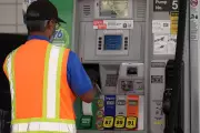 US Gas Prices Dip Below $4 as Oil Eases, But Relief May Be Brief