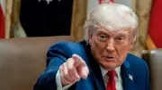 US House Votes to Curb Trump's Iran War Powers in Bipartisan Move