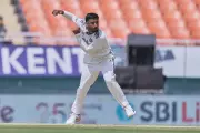 Washington Sundar Praises Manav Suthar's Stellar India Debut in Mullanpur Test