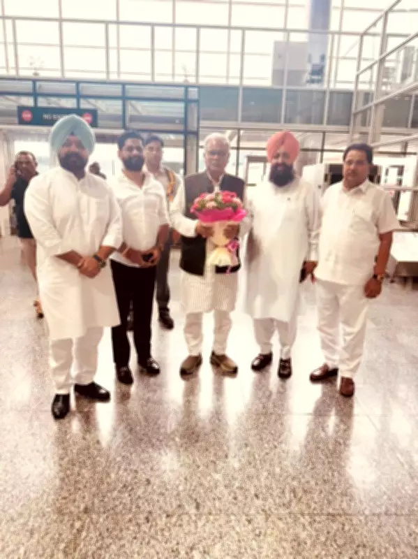 Bajwa skips dissident meet, welcomes Baghel with Warring in Punjab Congress rift