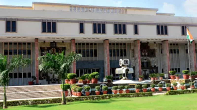 Delhi HC tells Anjana Om Kashyap, Khan Sir to show restraint in posts