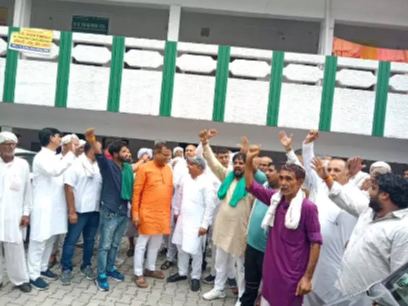 Haryana farmers suspend Kisan Bhawan president over secret trust registration