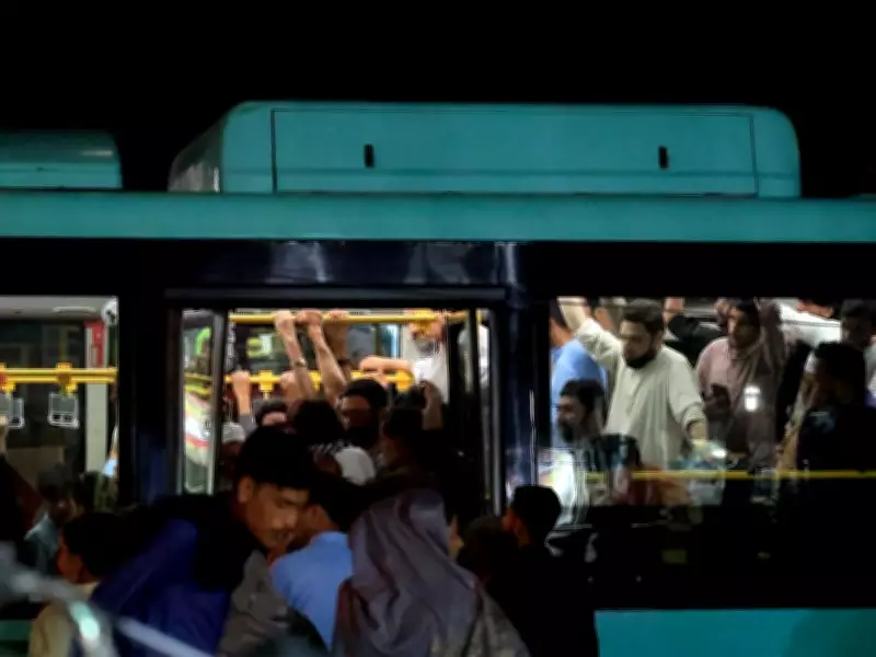 Karachi commuters demand fare cuts as transport operators ignore fuel price drop