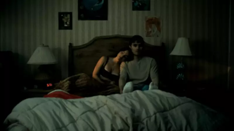 Obsession: The Price of Intimacy Review - A Film Mirroring Modern Political Detachment