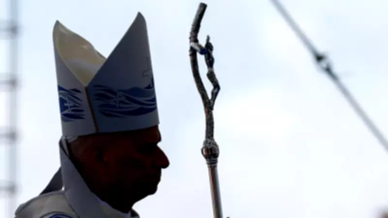 Pope Francis marks US anniversary with migrant appeal on Lampedusa