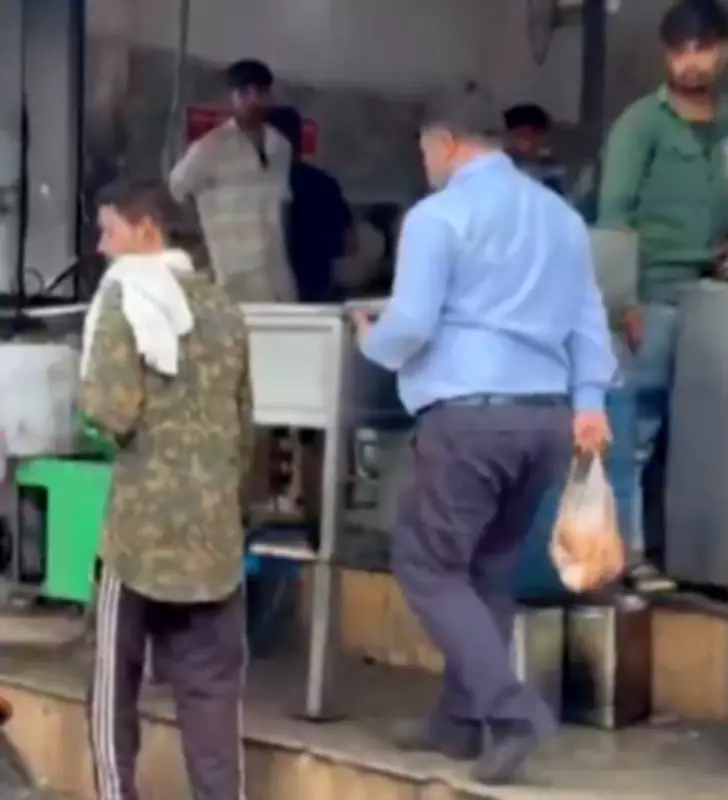 Viral Samosa Train Video False: Railway Officials Clarify Operational Halt