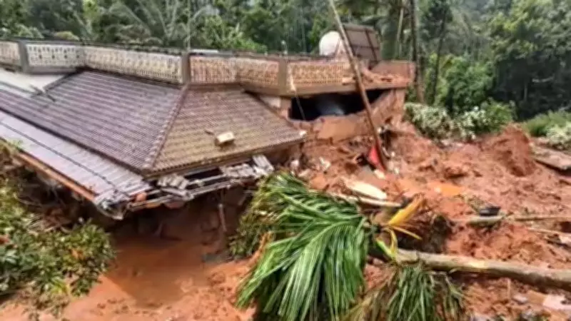 Wayanad Tunnel Project Site Hit by Landslide Amid Heavy Rains, Video Captures Moment