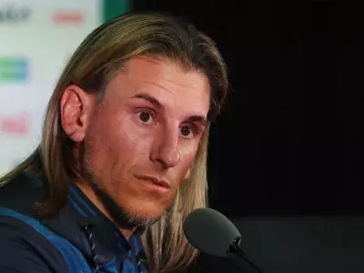 Ecuador coach Beccacece confirms exit after World Cup Round of 32 loss to Mexico