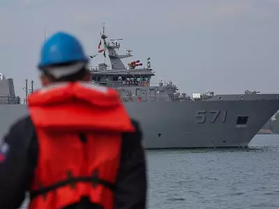 Taiwan detects 7 Chinese naval vessels and 7 official ships near territory